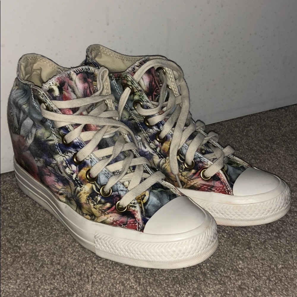 Vintage Floral Wedge Converse 8 Sneakers